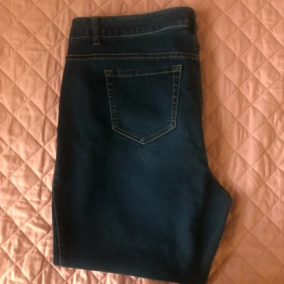 Torrid Dark Blue Denim Size 20 Jeans Skinny Jeans - Picture 8 of 8